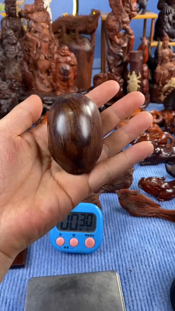 【闪购商品】交趾黄檀（大红酸枝）富甲