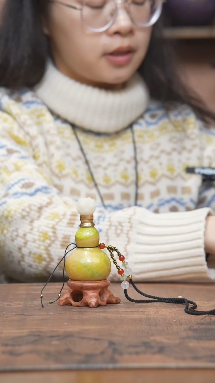 【闪购商品】325号-大漆飘漆小葫芦脖挂