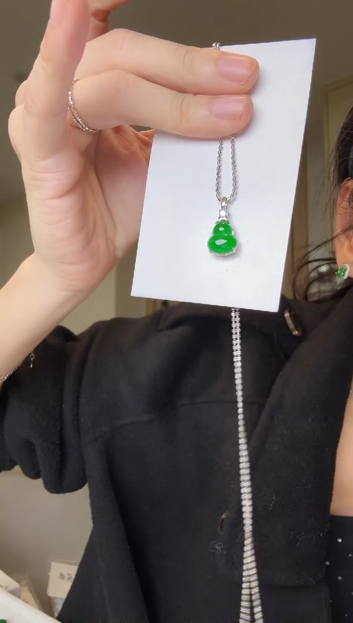 【闪购商品】翡翠吊坠(不含链)银S925镶嵌天然翡翠吊坠1