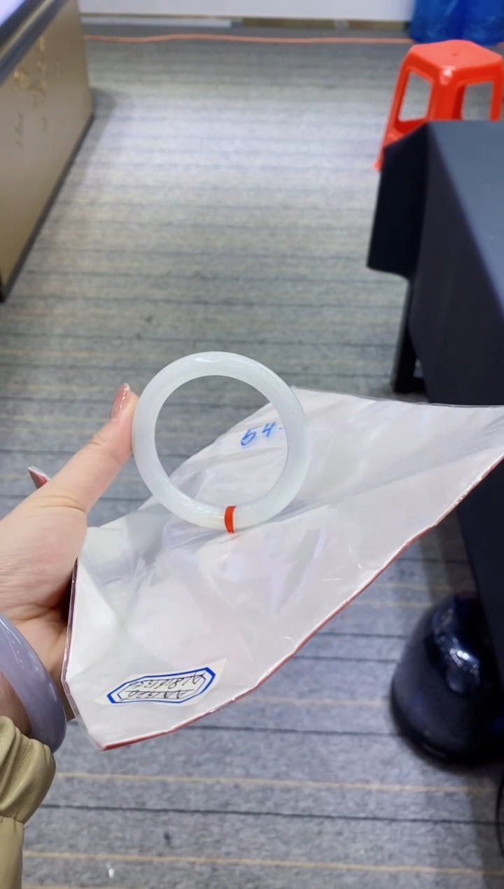 【闪购商品】翡翠手镯未镶嵌11111111111