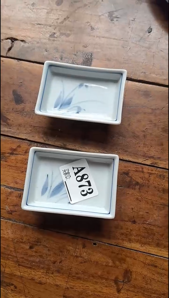 跳*鱼跳跳鱼  中古商品 默认瑕疵 满20包邮 完美主义谨慎参拍