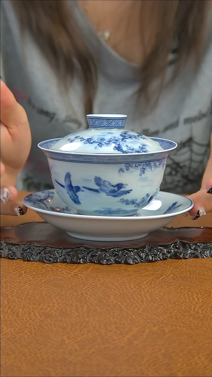 景德镇手工青花喜上眉梢三才盖碗
