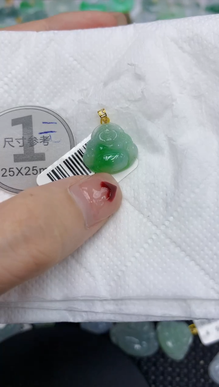 翡翠18K金镶嵌颈饰1111111