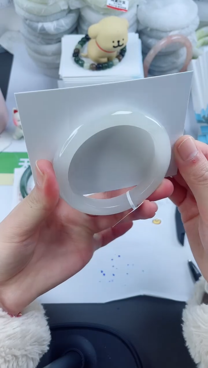 【闪购商品】石英质玉手镯未镶嵌537-56.3