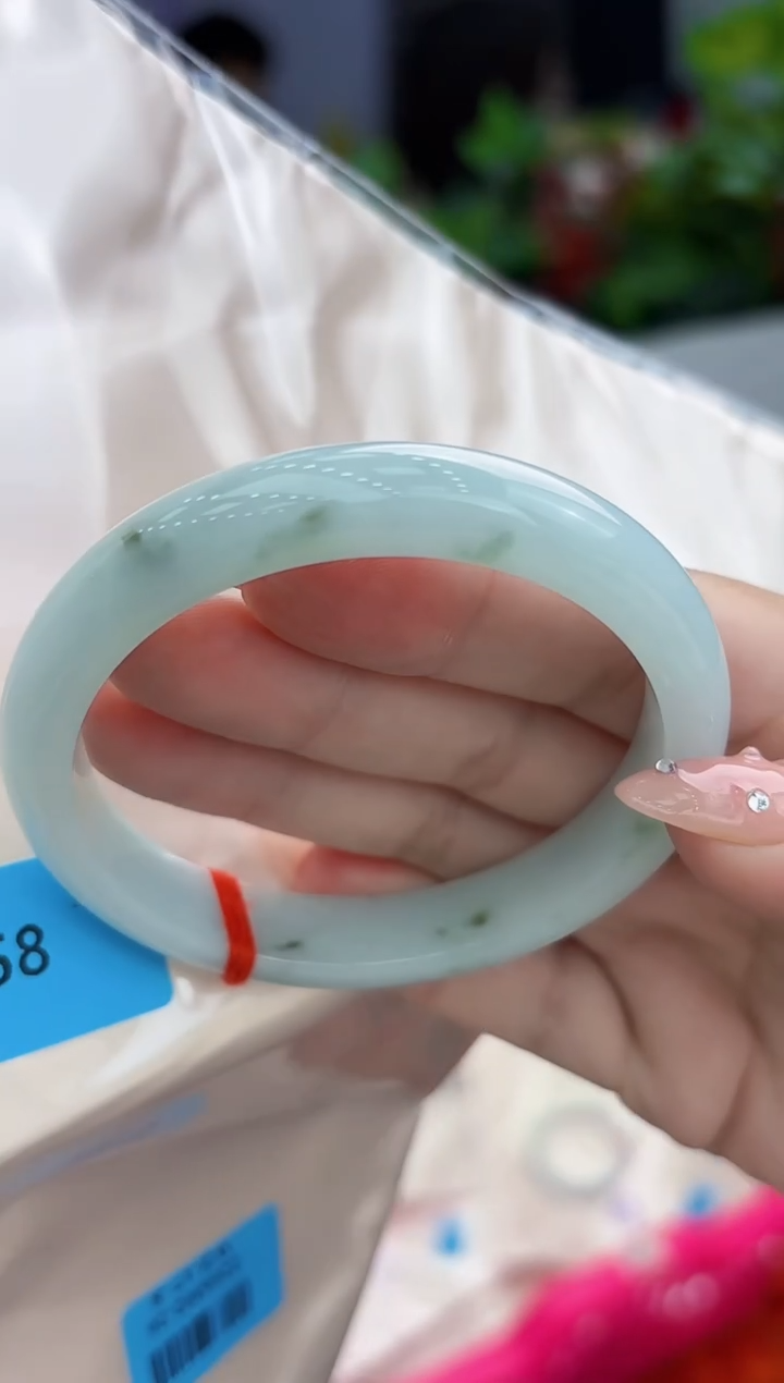 【闪购商品】翡翠手镯未镶嵌翡翠手镯