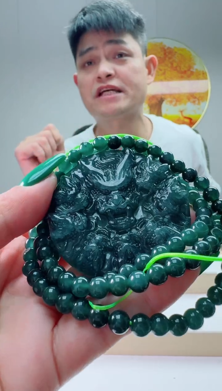 翡翠未镶嵌颈饰多样性随机发其一