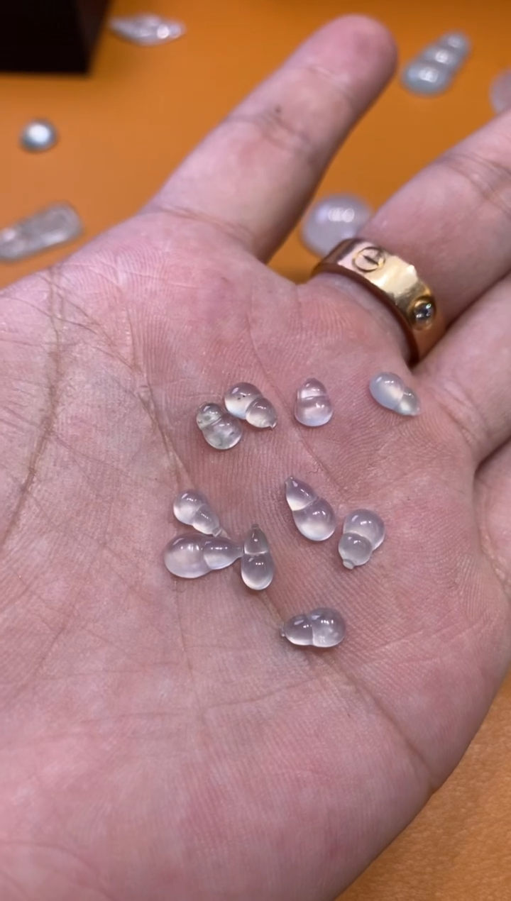 【闪购商品】翡翠吊坠(不含链)未镶嵌葫芦199