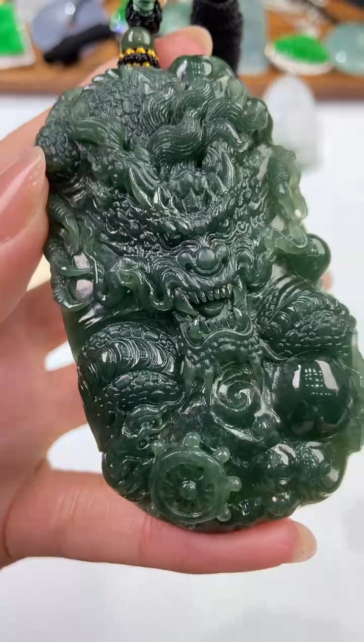 【闪购商品】翡翠未镶嵌颈饰2206961