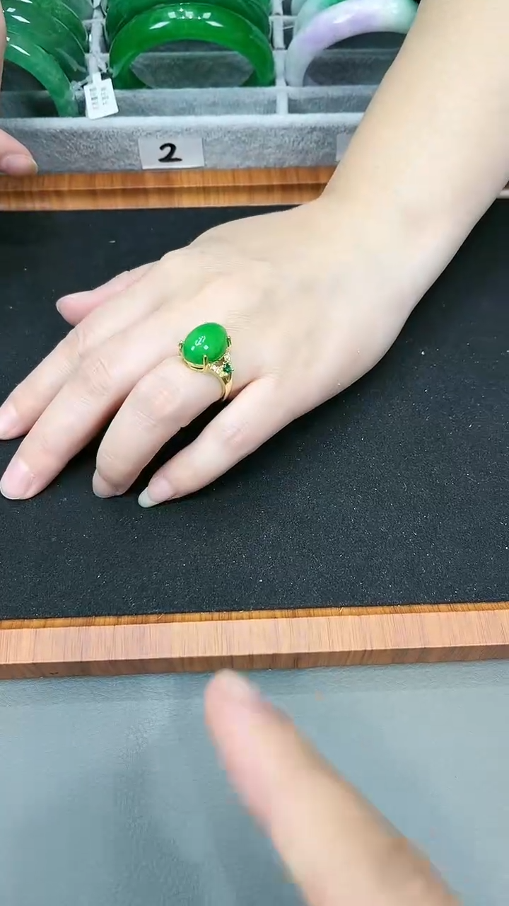 【闪购商品】翡翠戒指未镶嵌s64满绿蛋面戒指