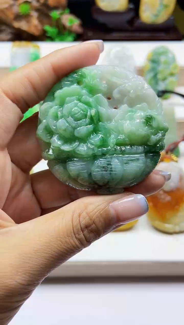 颈饰未镶嵌翡翠翡翠A货