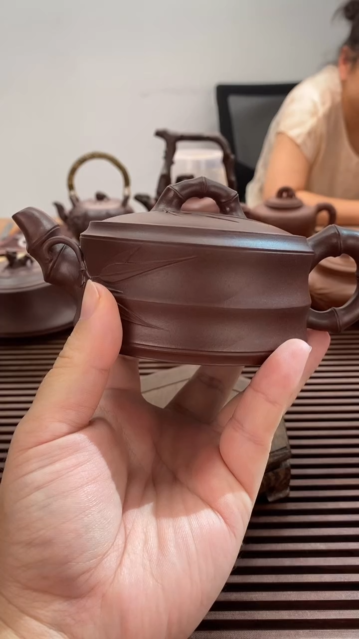 茶壶紫砂微瑕福利不退换230毫升宽口竹段紫泥