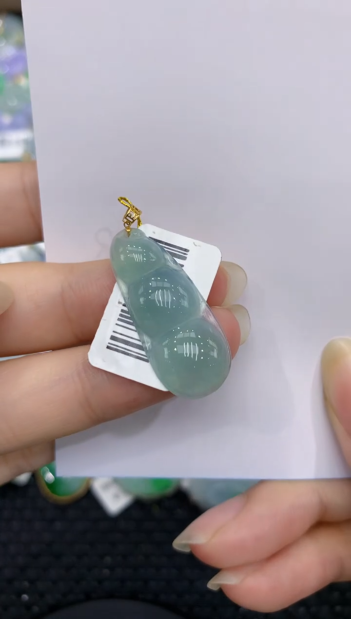【闪购商品】翡翠颈饰18K金镶嵌8888888888
