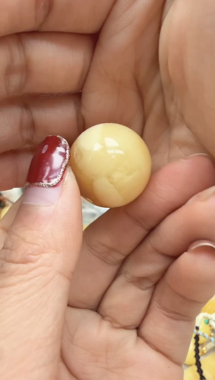 【闪购商品】琥珀裸石未镶嵌珠子