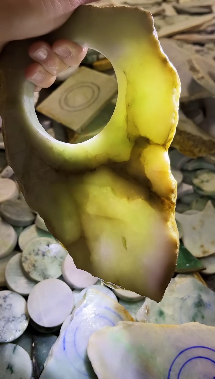 【闪购商品】翡翠颈饰未镶嵌A货吴平798