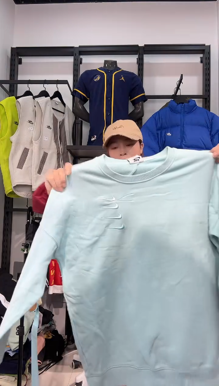 3745闪购编码 Nike/Jordan运动卫衣裤以直播间过款为准 尺码  l