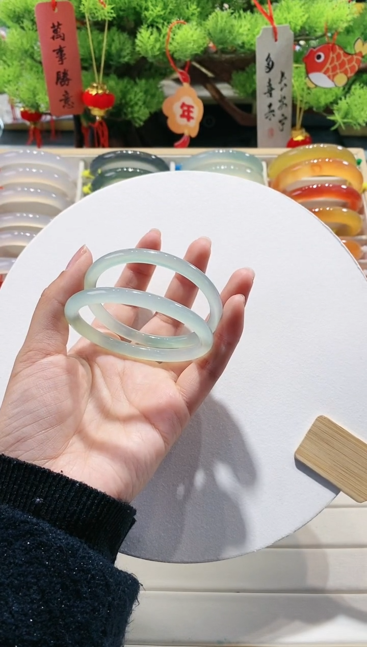 【闪购商品】玛瑙/玉髓手镯未镶嵌75-53