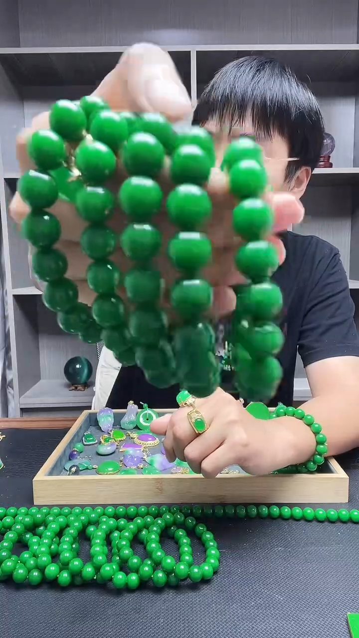 未镶嵌手链翡翠手链