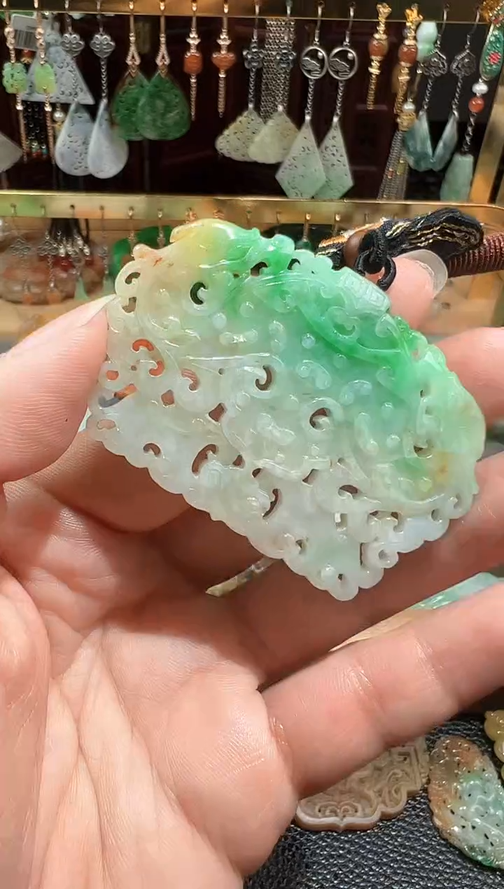 【闪购商品】定制翡翠未镶嵌翡翠