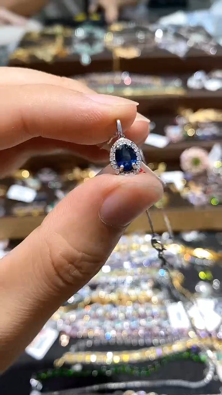 【闪购商品】蓝宝石颈饰银S925镶嵌吊坠