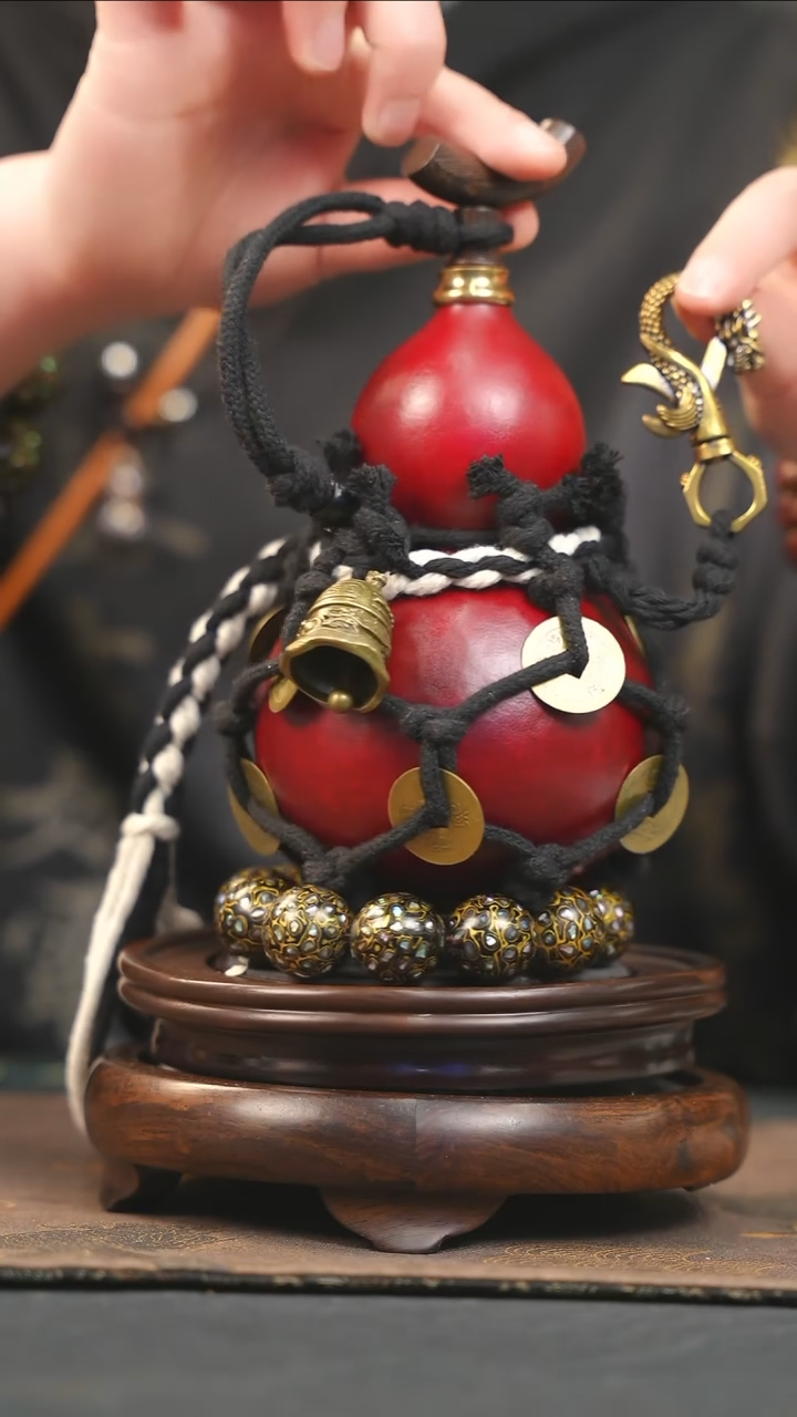 【闪购商品】YK148大漆酒葫芦不包手串及旋转底座