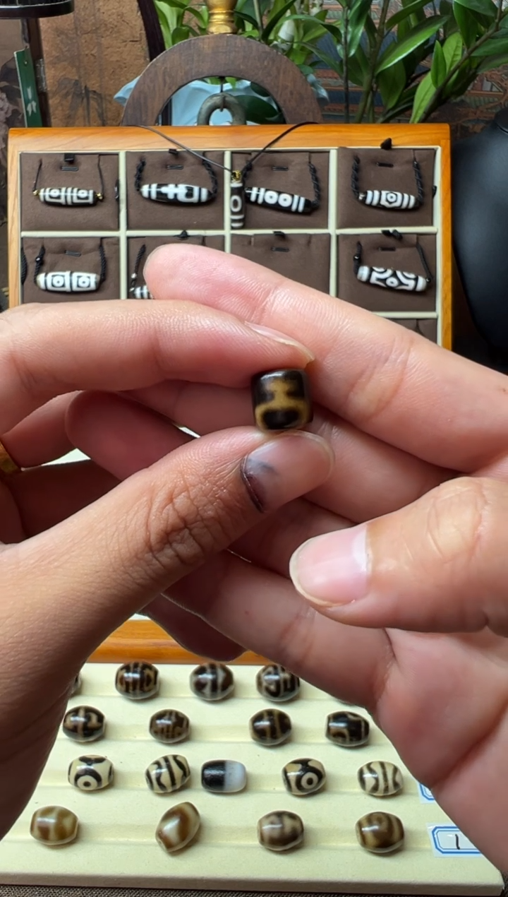 合金颈饰玛瑙/玉髓（覆膜）52.（微瑕）