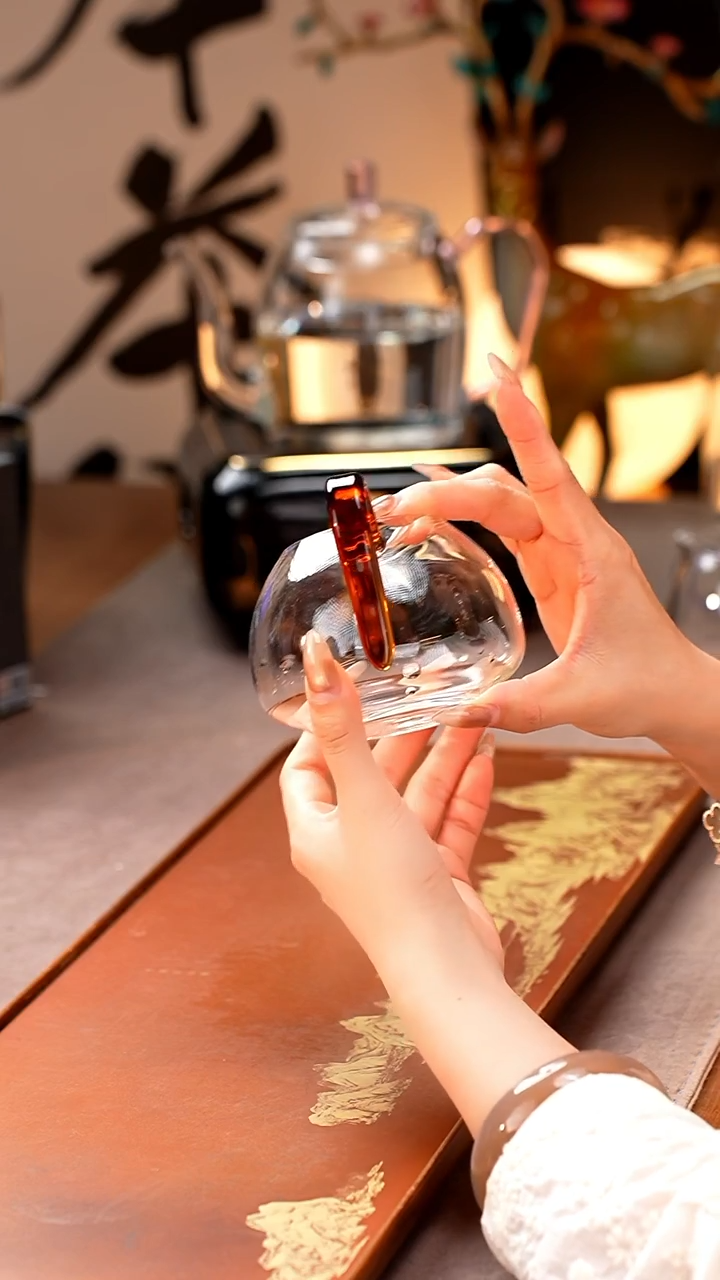 暗香疏影/晶彩锦文匀杯/琥珀