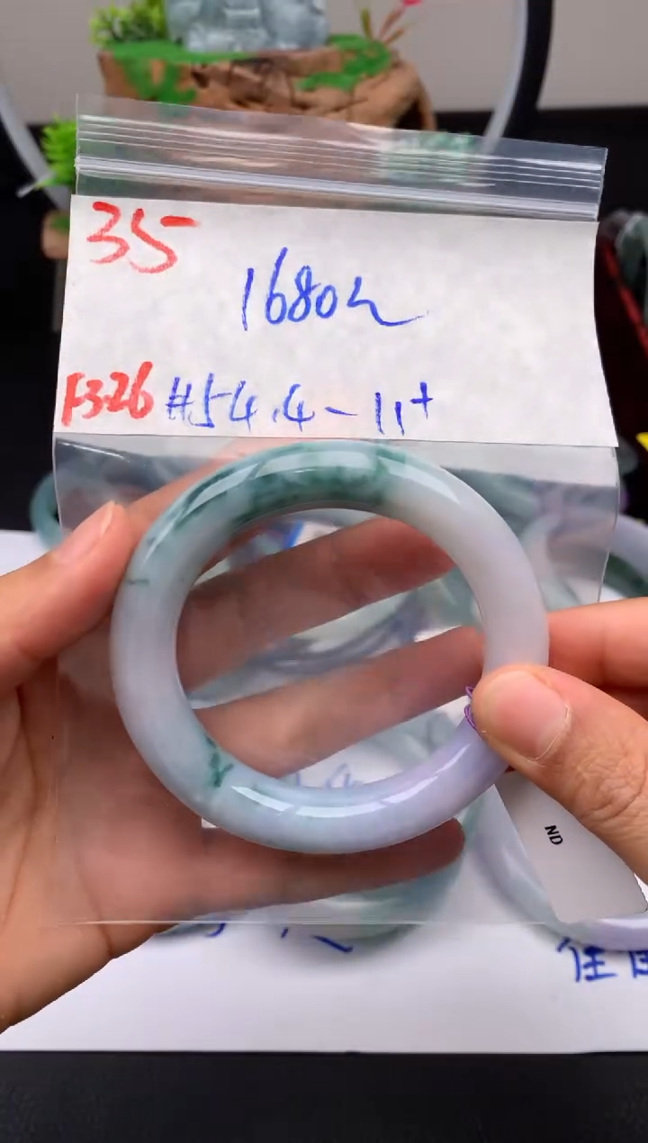 定制翡翠未镶嵌毛货需精细抛光拍一发一