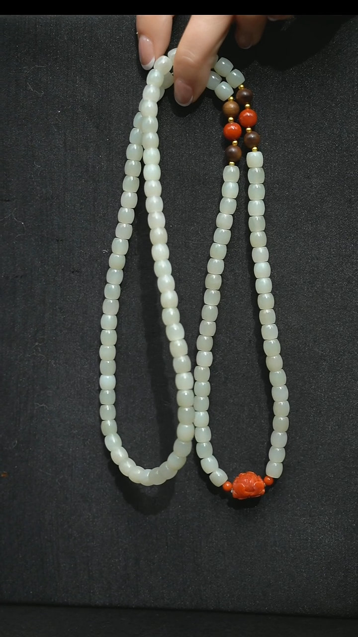 颈饰未镶嵌和田玉颈饰 未镶嵌 和田玉