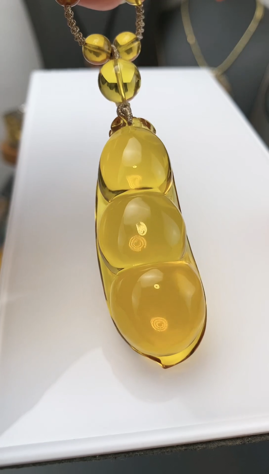 【闪购商品】琥珀颈饰未镶嵌福豆琥珀吊坠