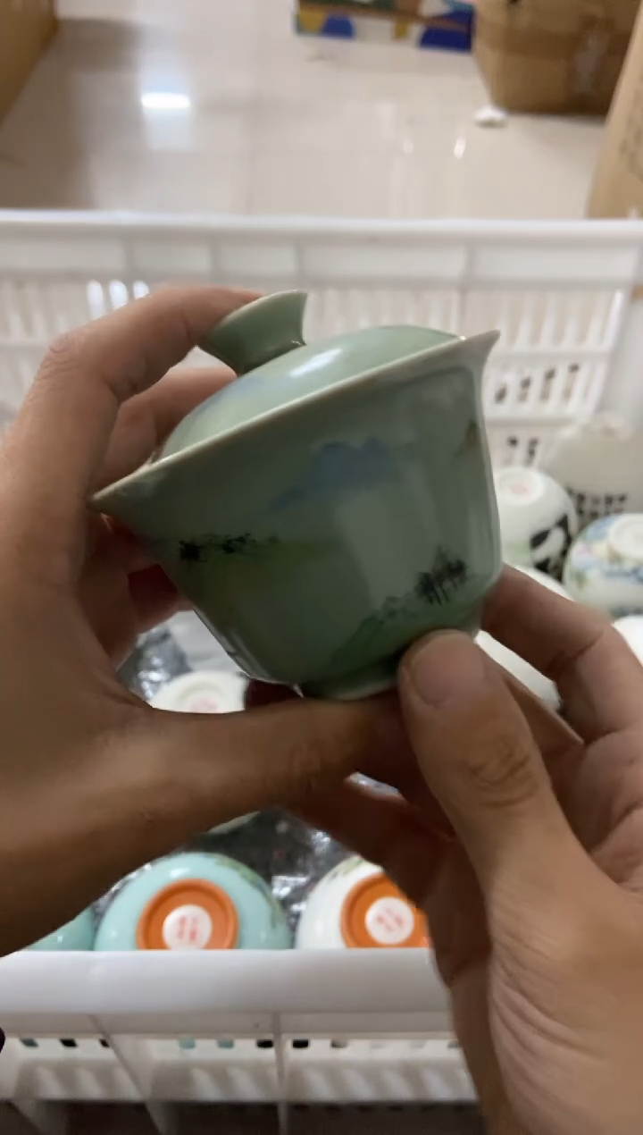 杯无运费险有瑕疵的摄影的产品有使用过的痕迹有点脏介意勿拍