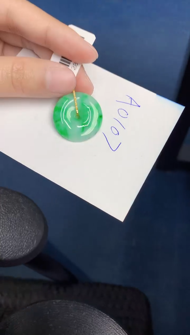 【闪购商品】翡翠颈饰18K金镶嵌000000000