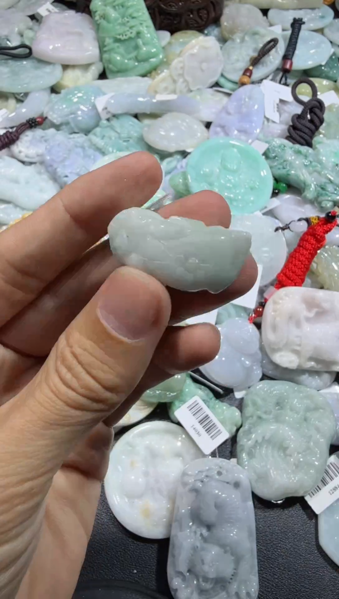 【闪购商品】翡翠颈饰未镶嵌00012950