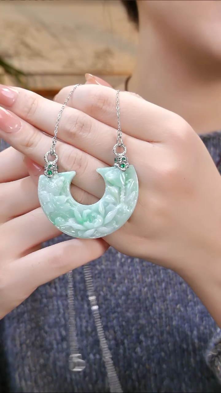 颈饰未镶嵌翡翠国风