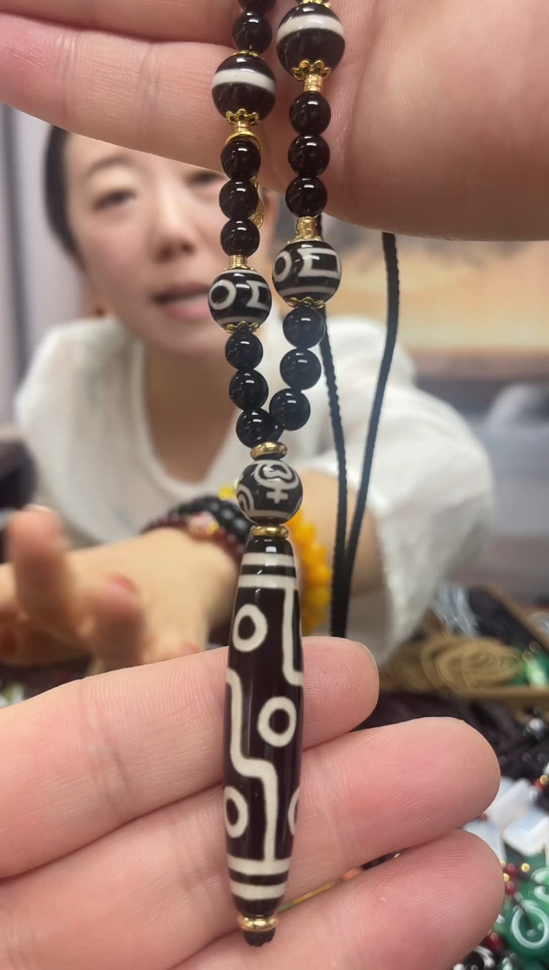 玛瑙/玉髓颈饰未镶嵌`