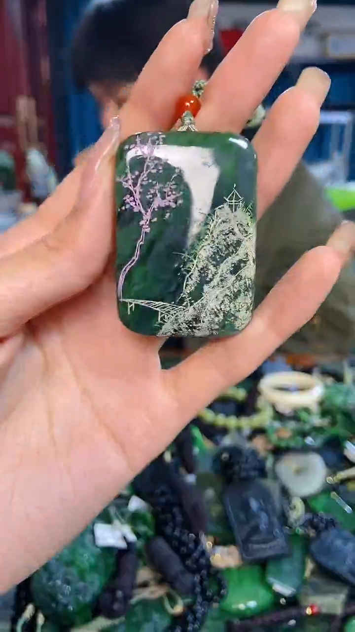 未镶嵌和田玉挂件1