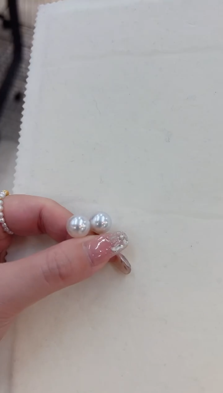 【闪购商品】海水珍珠耳钉18K金镶嵌澳白素钉zzxm