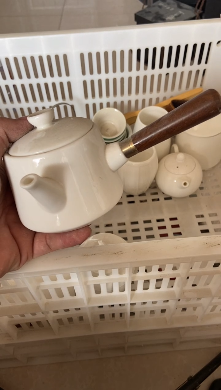 杯无运费险有瑕疵的摄影的产品有使用过的痕迹有点脏介意勿拍