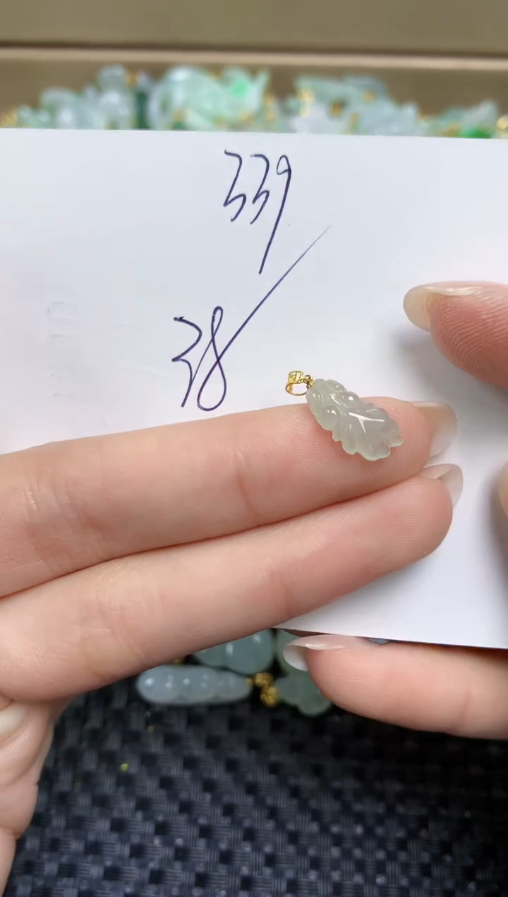 【闪购商品】翡翠颈饰18K金镶嵌天然缅甸A货翡翠