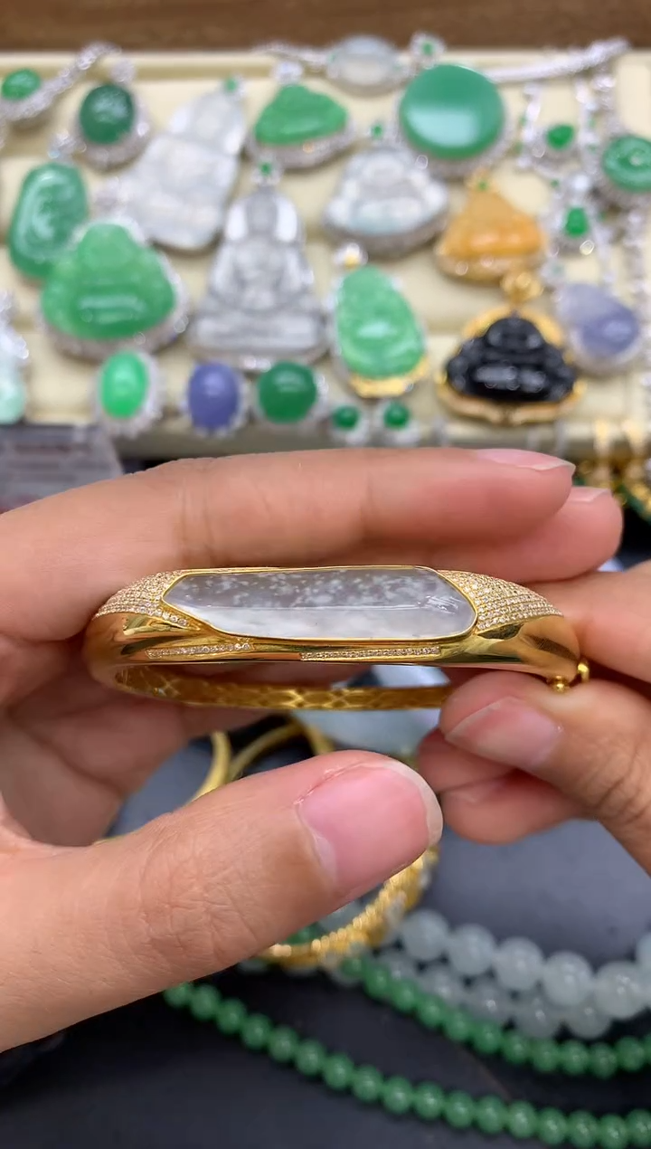 【闪购商品】翡翠手镯18K金镶嵌446-中国好珍宝