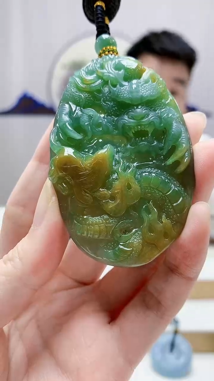 未镶嵌定制翡翠5028zm-毛货挂件龙牌202