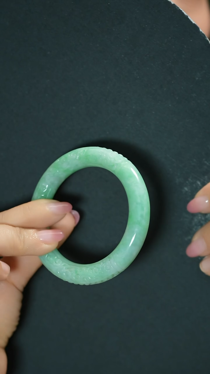 【闪购商品】翡翠手镯未镶嵌圈口56-57支持48小时鉴赏