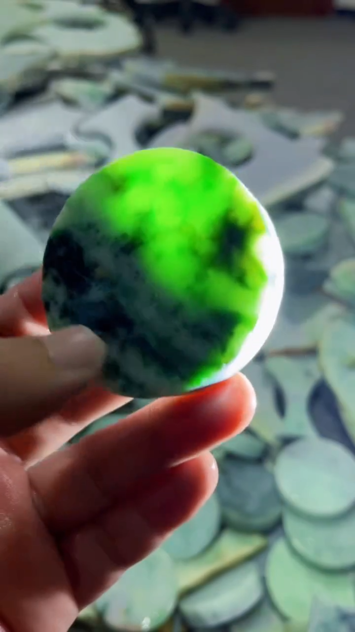 【闪购商品】翡翠挂件未镶嵌A货康壹200