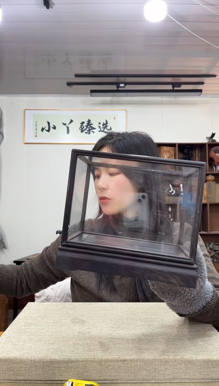 【闪购商品】木0860紫光檀玻璃罩木木木