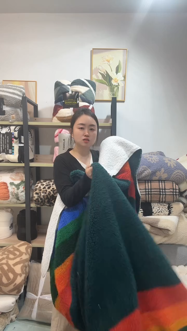 聚酯纤维200*230祖母绿白色