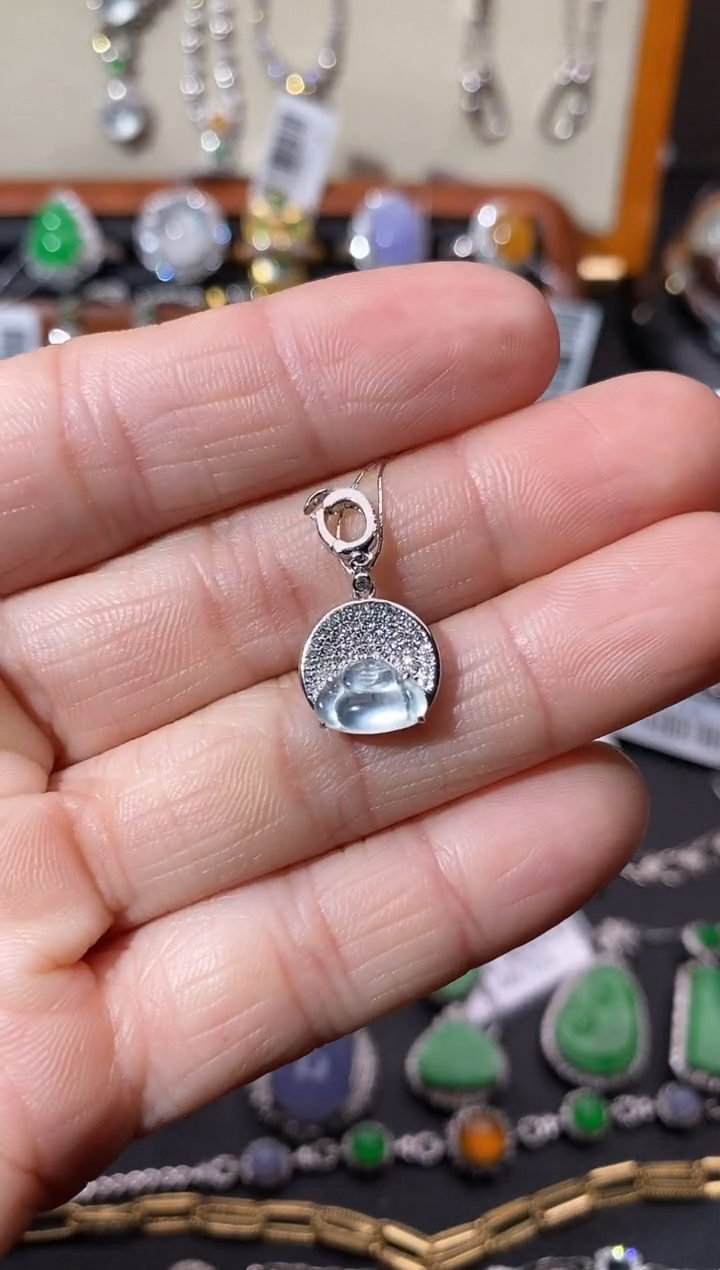 【闪购商品】翡翠吊坠(不含链)18K金镶嵌吊坠