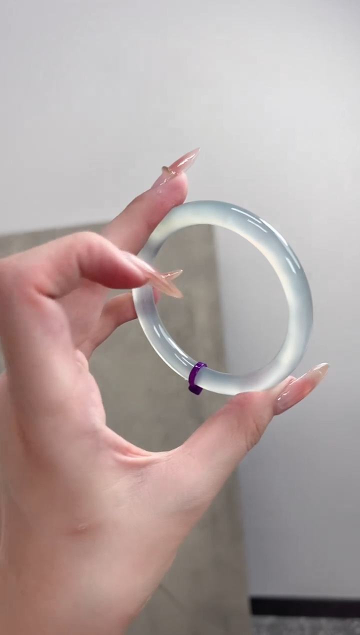 【闪购商品】玛瑙/玉髓手镯未镶嵌55-56圈 需要包容圆条