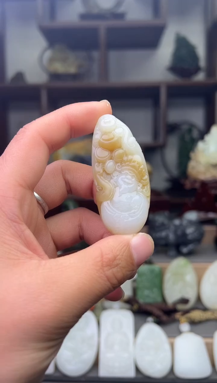 【闪购商品】和田玉把件未镶嵌吊坠