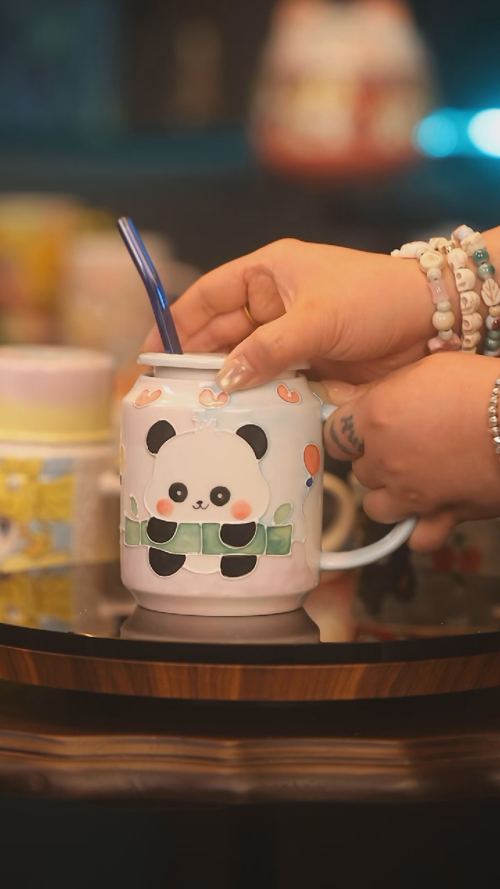 【闪购商品】摆件景德镇釉下彩绘设计师款式陶瓷