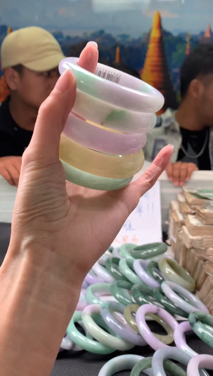 【闪购商品】翡翠手镯未镶嵌翡翠手镯 展示链接