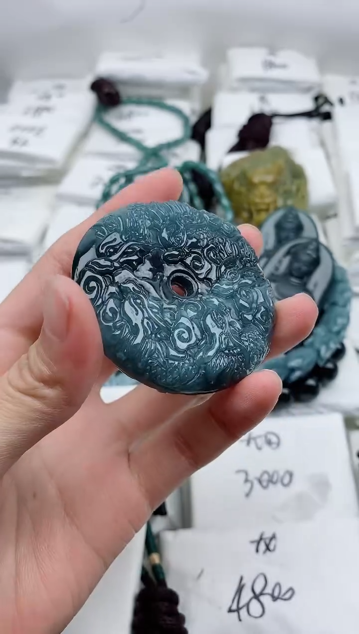 颈饰未镶嵌翡翠8
